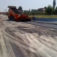 Διάστρωση και συμπύκνωση ασφάλτου